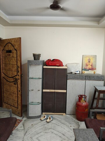 Living Room in 2 BHK Apartment at Santacruz East – for Rent