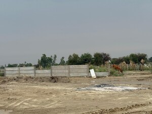 Plot Area in  Plot at Yamuna Expressway – for Sale