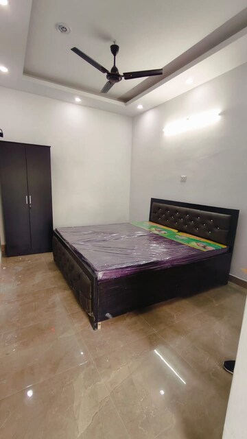 Bedroom in 1 RK Builder Floor at Sushant Lok I – for Rent