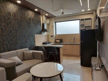 Master Bedroom in 1 BHK Builder Floor at Sushant Lok I – for Rent