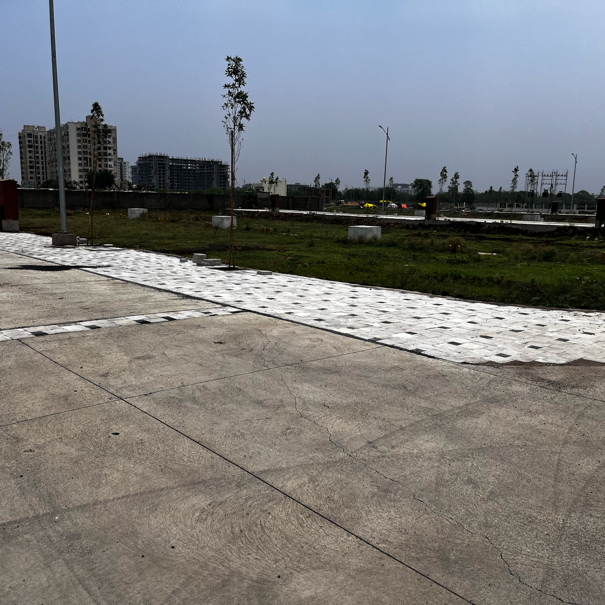 Plot For Sale in  Mahalaxmi Nagar 31