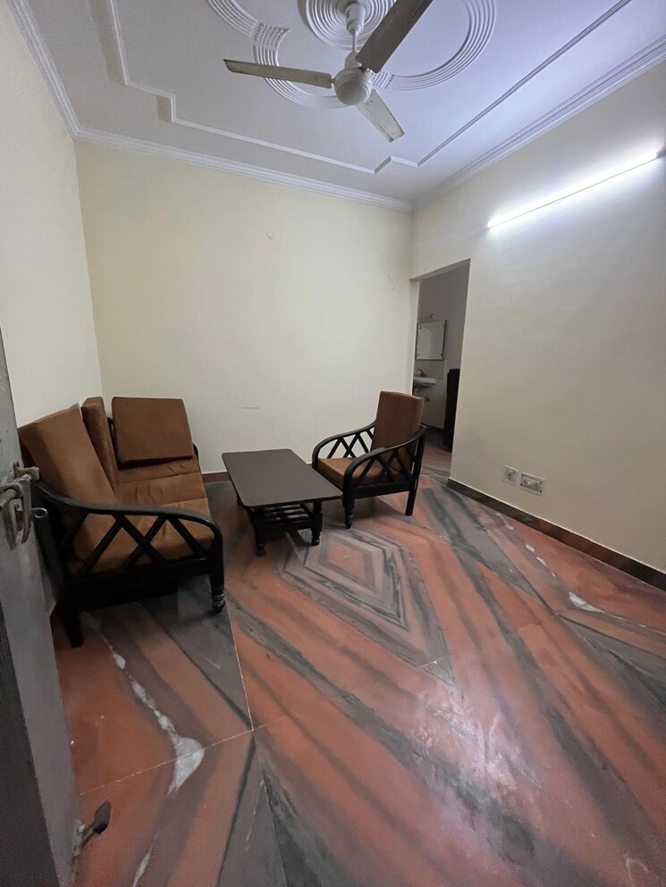 Living Room, sushant lok i 1 Bedroom 500 Sq.Ft. Builder Floor In Sushant Lok I Gurgaon 8862585