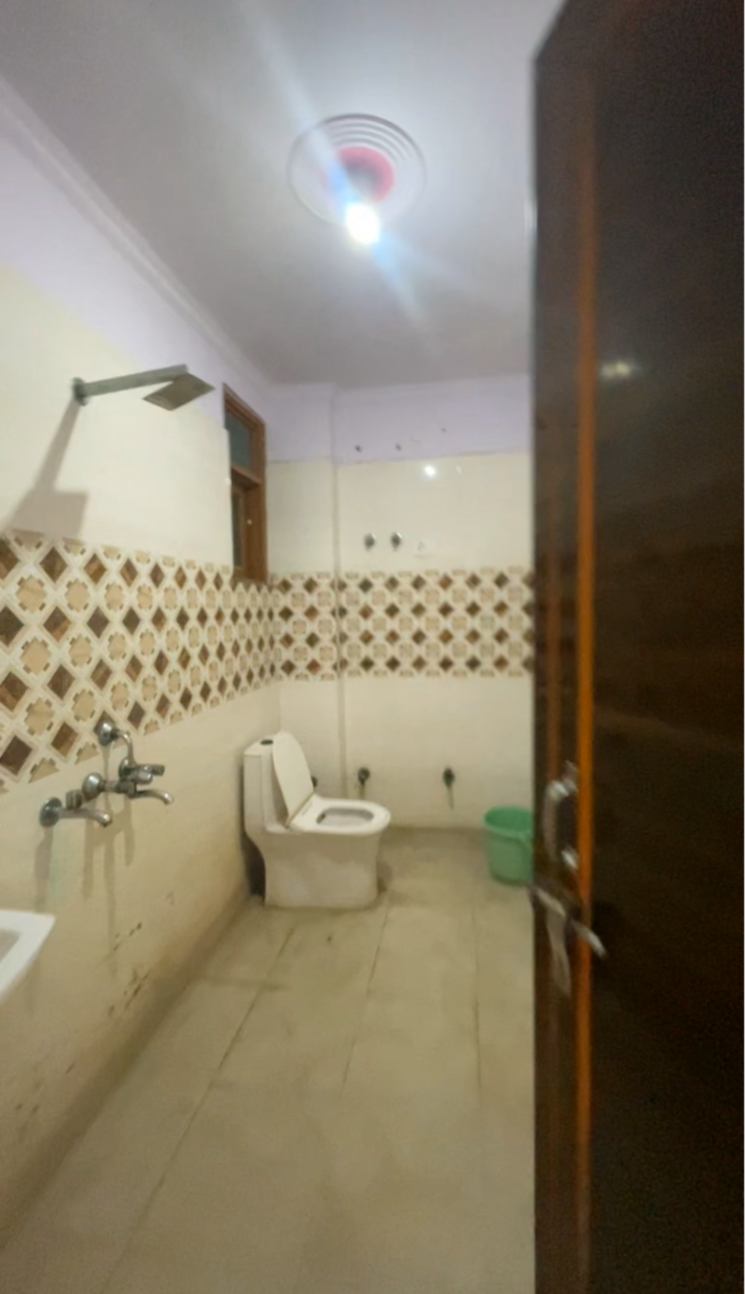 Bathroom, supreme-estia-phase-1 3 Bedroom 1045 Sq.Ft. Apartment In Baner Pune 8862706