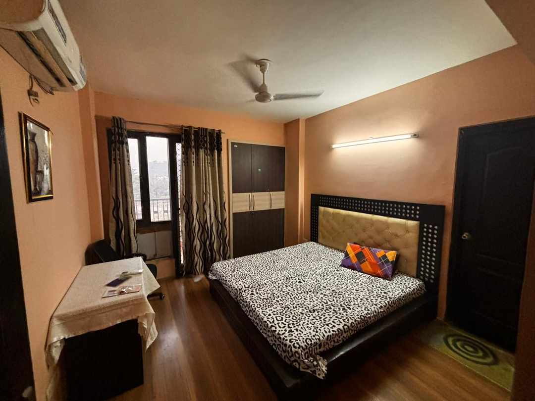 2 BHK + Pooja Room Apartment For Rent in Logix Blossom County