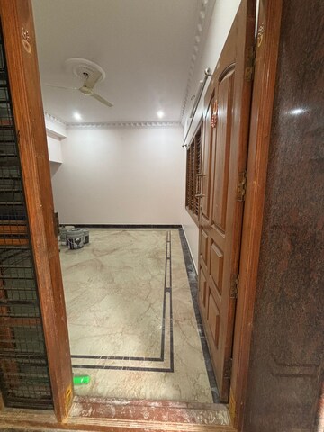 Bathroom in 4 BHK Apartment at Hsr Layout Sector 2 – for Rent