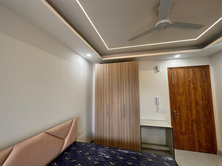 Bedroom, sector 57 2 Bedroom 170 Sq.Yd. Builder Floor In Sector 57 Gurgaon 8862710