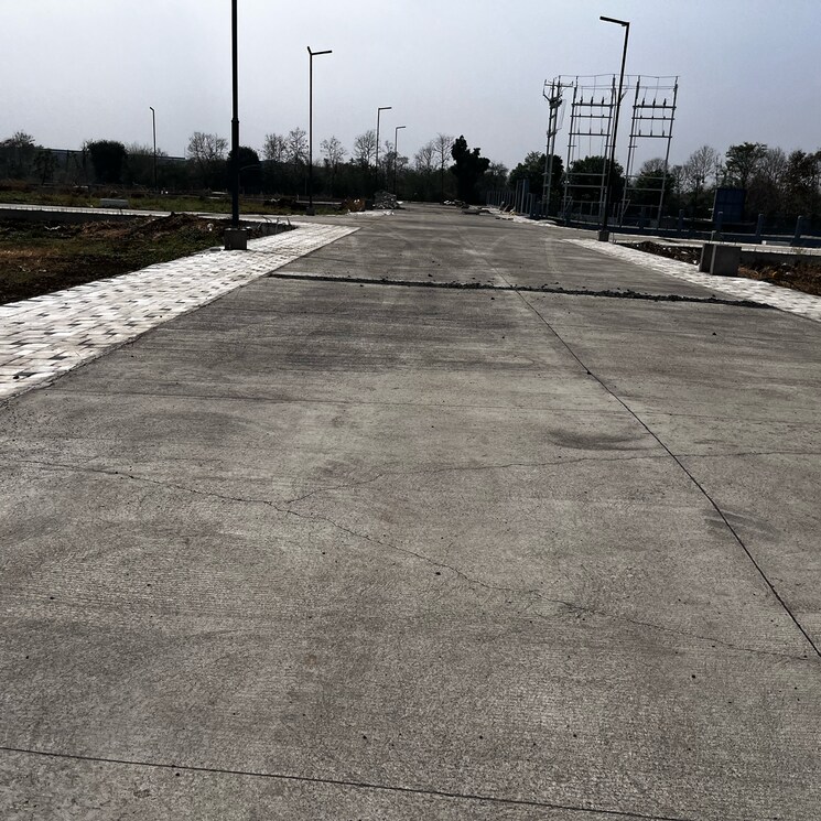  Parking, jamtha  1453 Sq.Yd. Plot In Jamtha Nagpur 8862919