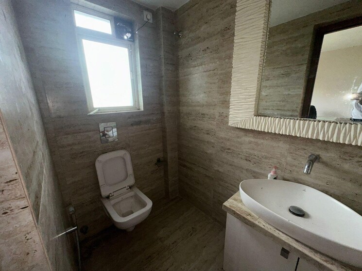 Bathroom, lower parel Commercial Office Space 1870 Sq.Ft. In Lower Parel Mumbai 8862893