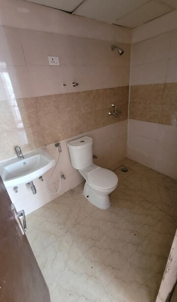 Bathroom in 3 BHK Apartment at Amrapali Golf Homes, Sector 4 Greater Noida – for Rent
