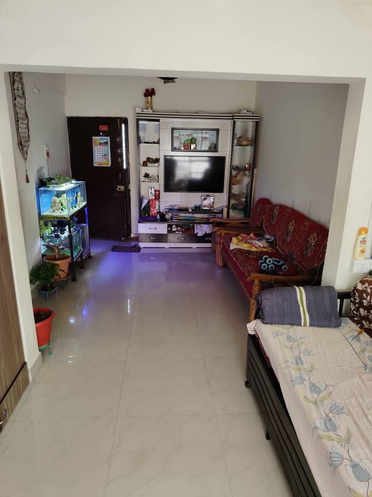 1 BHK + Servant Room Apartment For Sale in Masira Apartment
