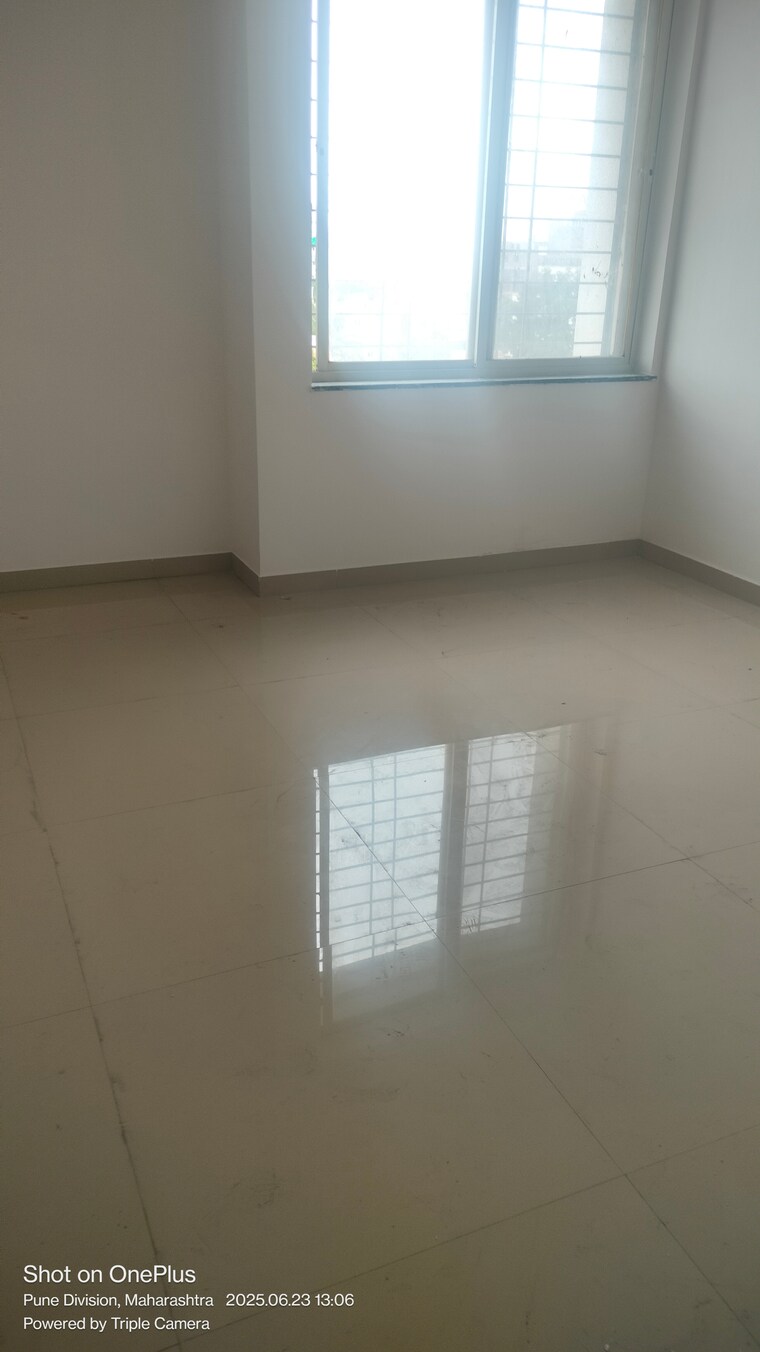 Room, tirupati-regalia-phase-2 3 Bedroom 1011 Sq.Ft. Apartment In Vishrantwadi Pune 8862932