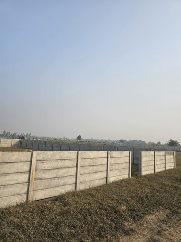 Plot Area in  Plot at Yamuna Expressway – for Sale