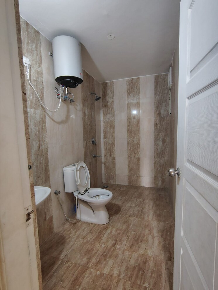 Bathroom, sector 117 3 Bedroom 1650 Sq.Ft. Apartment In Sector 117 Mohali 8863245