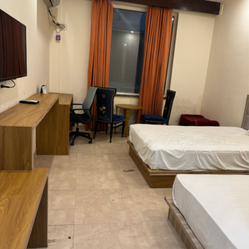Bedroom in  Pg at Dlf City Phase 3 – for Rent