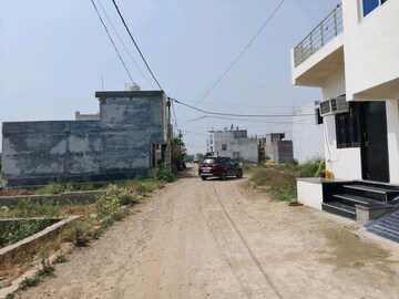  Plot For Sale in Dundahera
