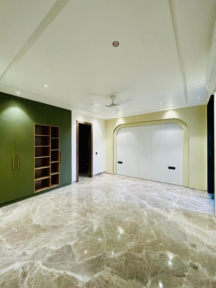 Room, vipul-greens 4 Bedroom 500 Sq.Ft. Builder Floor In Sector 48 Gurgaon 8863412