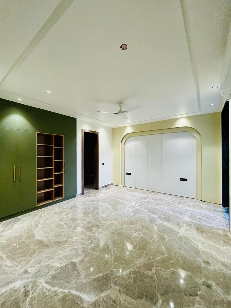 Room, vipul-greens 4 Bedroom 500 Sq.Ft. Builder Floor In Sector 48 Gurgaon 8863412