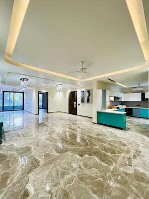 Bedroom in 4 BHK Builder Floor at Vipul Greens, Sector 48 – for Sale