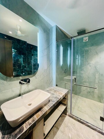 Bedroom in 4 BHK Builder Floor at Vipul Greens, Sector 48 – for Sale
