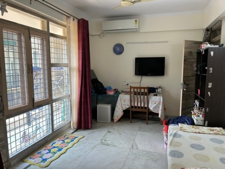 Room, sector 7 dwarka 3 Bedroom 1450 Sq.Ft. Apartment In Sector 7 Dwarka Delhi 8863307