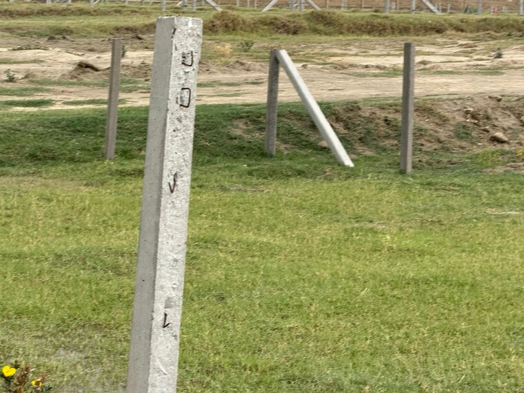 undefined, yamuna expressway  312 Sq.Yd. Plot In Yamuna Expressway Greater Noida 8863282