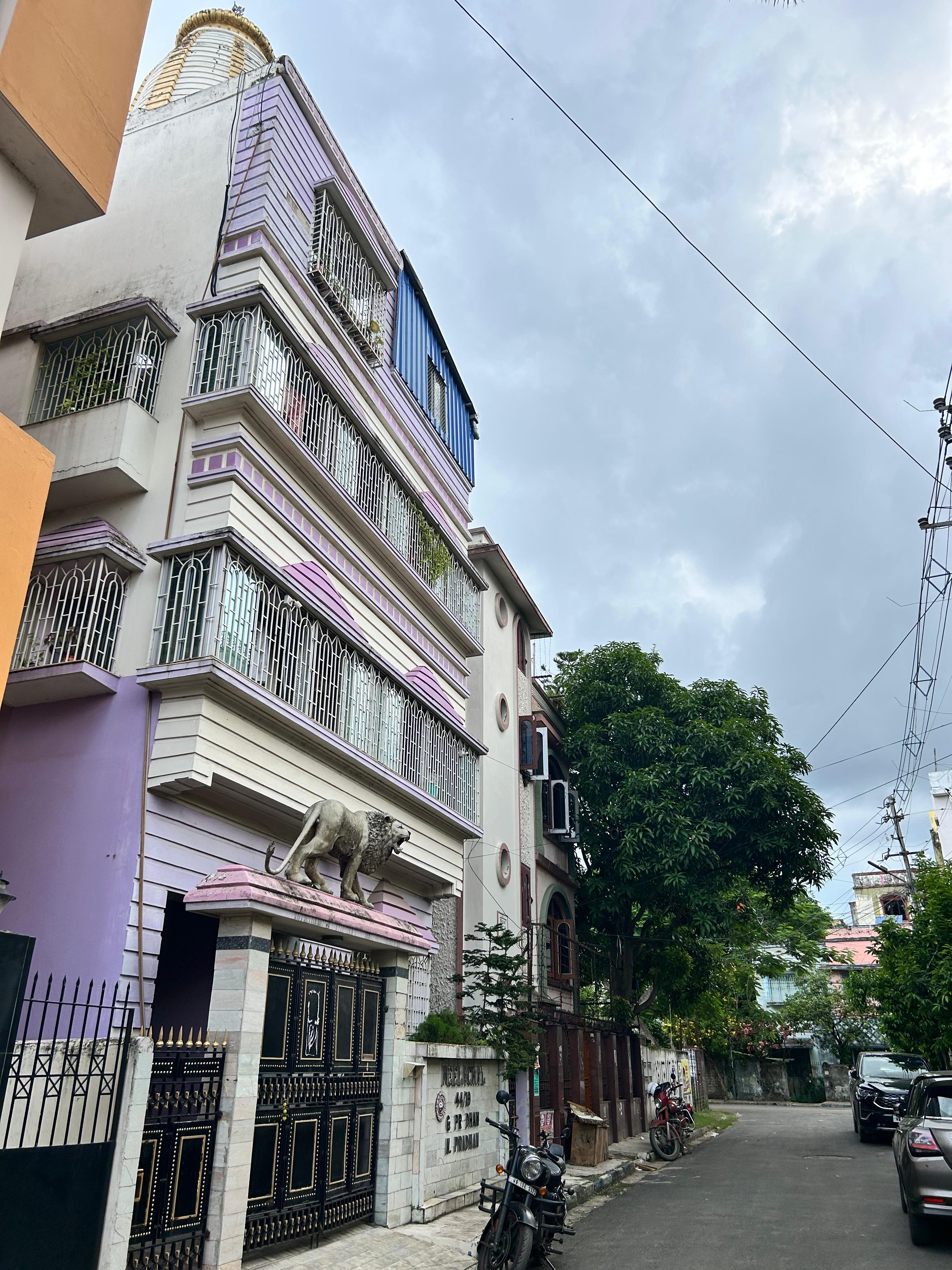 6 BHK + Pooja Room Independent House For Sale in Muchipara