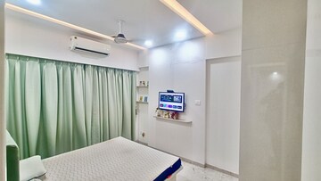 Bedroom in 2 BHK Apartment at Crystal Paradise Residences, Andheri East – for Rent