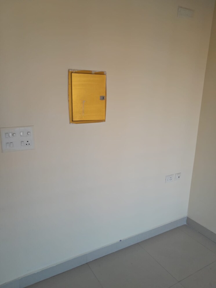 Room, sbp-housing-park 2 Bedroom 1500 Sq.Ft. Apartment In Central Derabassi Chandigarh 8863457