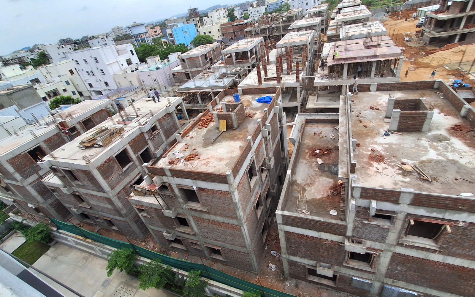 4 BHK + Pooja Room,Servant Room,Study Room,Extra Room Villa For Sale in Tranquil Villas 