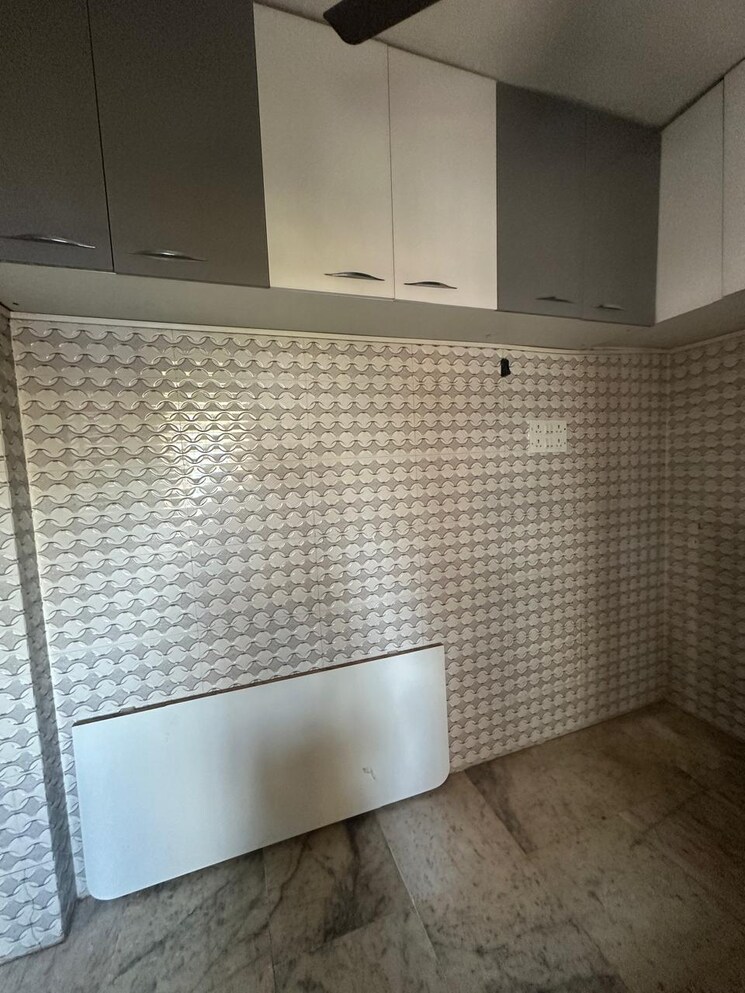 Bathroom, orlem-grace-apartments 2 Bedroom 800 Sq.Ft. Apartment In Malad West Mumbai 8863488