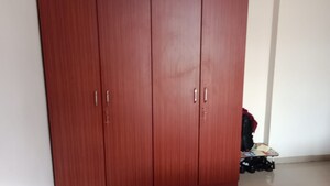 Furnished Amenities in 3 BHK Apartment at Omaxe R2, Gomti Nagar – for Sale