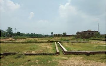 Plot For Sale in Sector 66 B