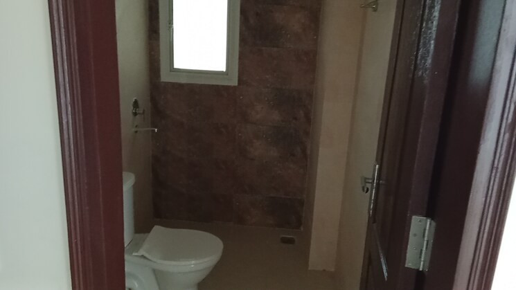 Bathroom, omaxe-waterscapes 3 Bedroom 1575 Sq.Ft. Apartment In Gomti Nagar Lucknow 8863721