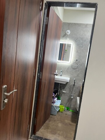 Furnished Amenities in 1 BHK Apartment at Andheri East – for Sale