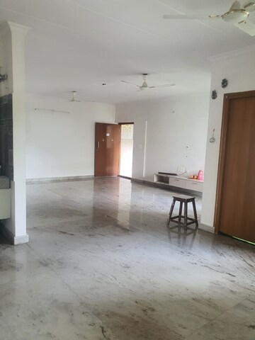 Room in 3 BHK Apartment at Nandi Citadel, Bannerghatta Road – for Rent