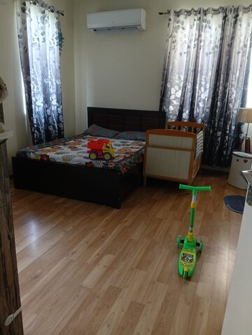 Bedroom in 4 BHK Apartment at DLF Regal Gardens, Sector 90 – for Rent