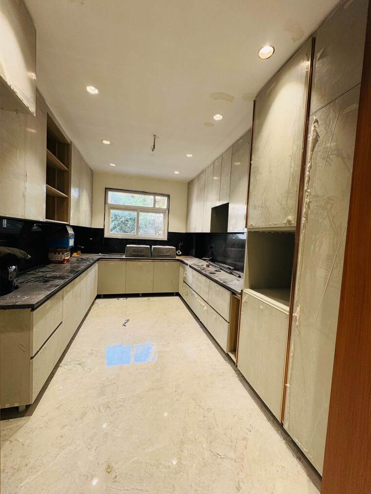 Kitchen, orchid-island 4 Bedroom 263 Sq.Ft. Builder Floor In Sector 51 Gurgaon 8864301