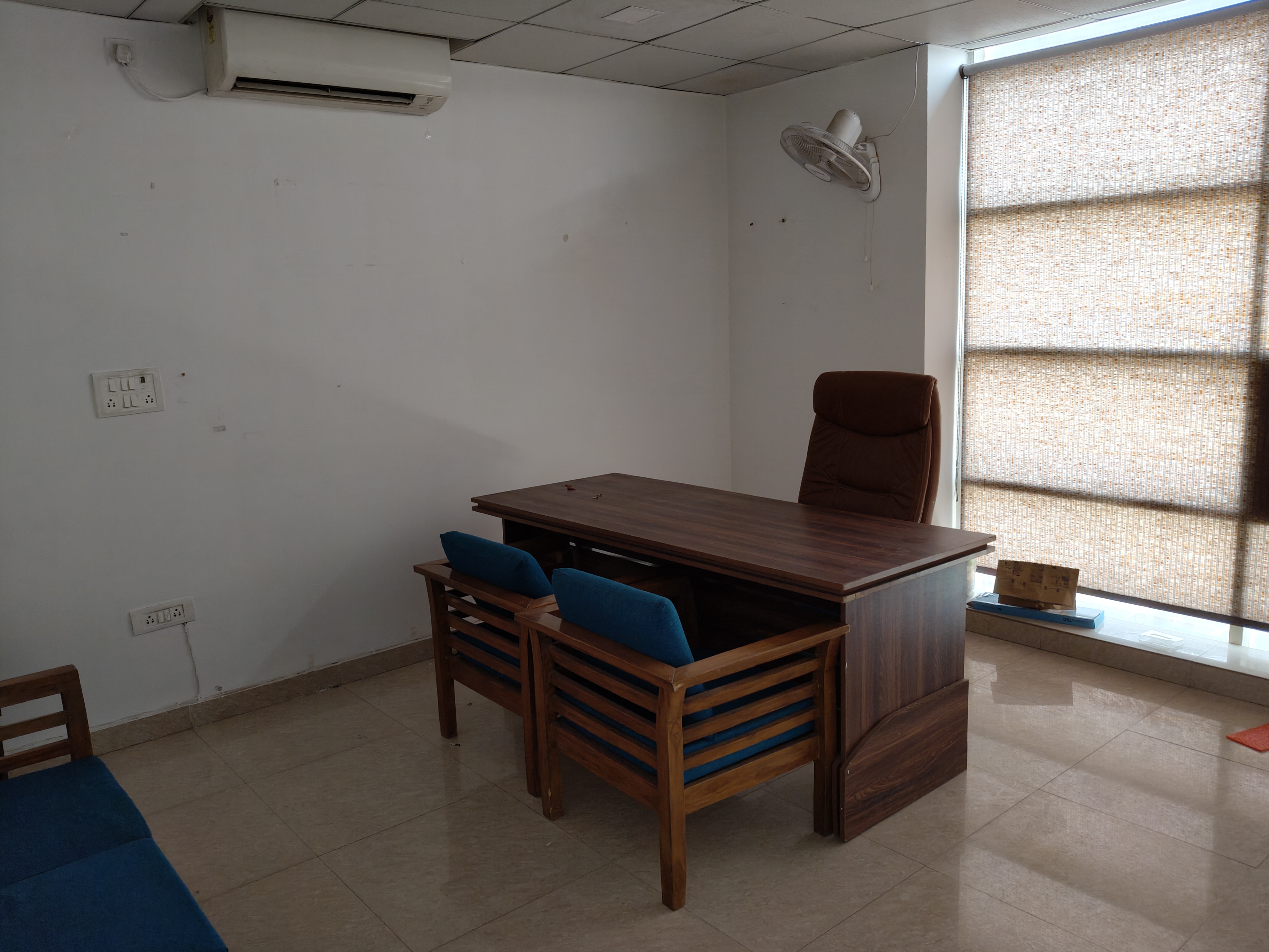 Office Space For Rent in Sector 63