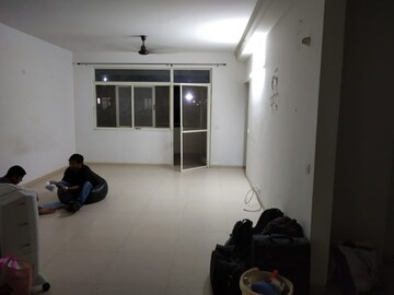 Parking in 2 BHK Apartment at Sidhartha NCR One, Sector 95 – for Rent