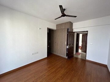 Room in 3 BHK Apartment at BBD Green City, Gomti Nagar – for Rent