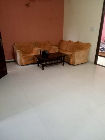 Living Room in 3 BHK Builder Floor at Gms Road – for Rent