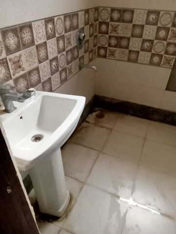 Bathroom in 3 BHK Builder Floor at Gms Road – for Rent