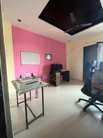 Room in 3 BHK Builder Floor at Gms Road – for Rent