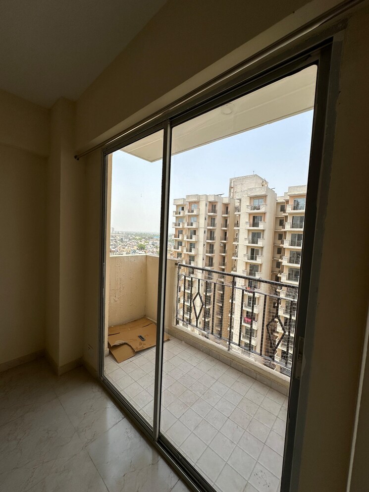Room, mrg-the-balcony 2 Bedroom 645 Sq.Ft. Apartment In Sector 93 Gurgaon 8864610