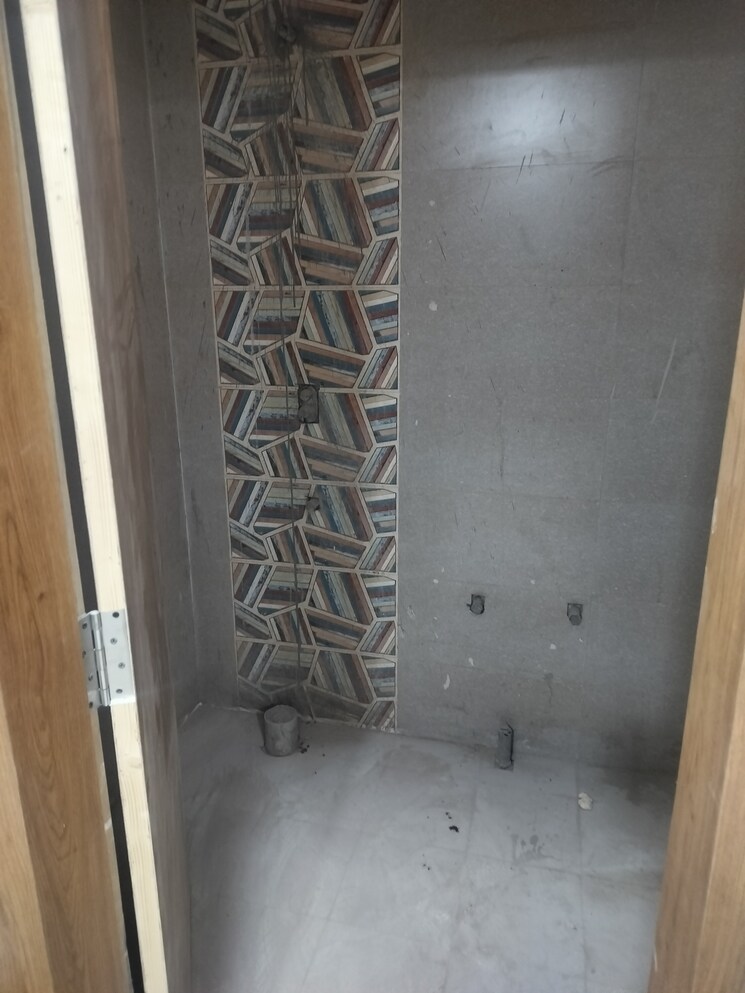 Bathroom, jalpura 2 Bedroom 1100 Sq.Ft. Builder Floor In Jalpura Greater Noida 8864766