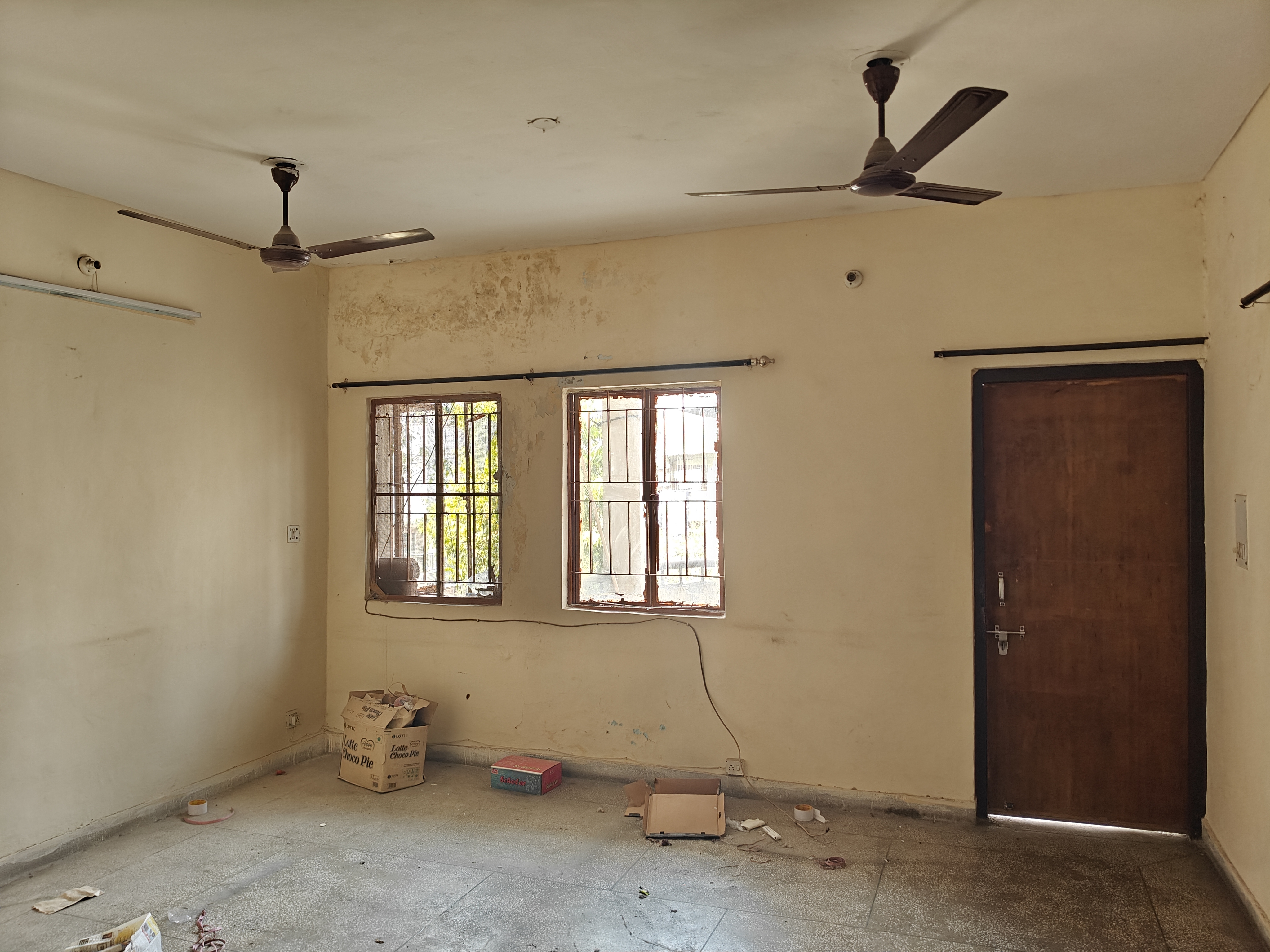 2 BHK + Extra Room Apartment For Rent in Dwarkadhish Apartment
