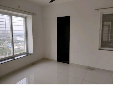 Room in 3 BHK Apartment at Yashwin Orizzonte, Kharadi – for Rent