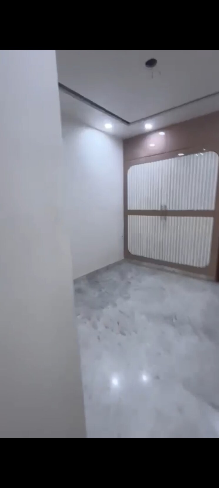 Room, burari 3 Bedroom 950 Sq.Ft. Builder Floor In Burari Delhi 8865136