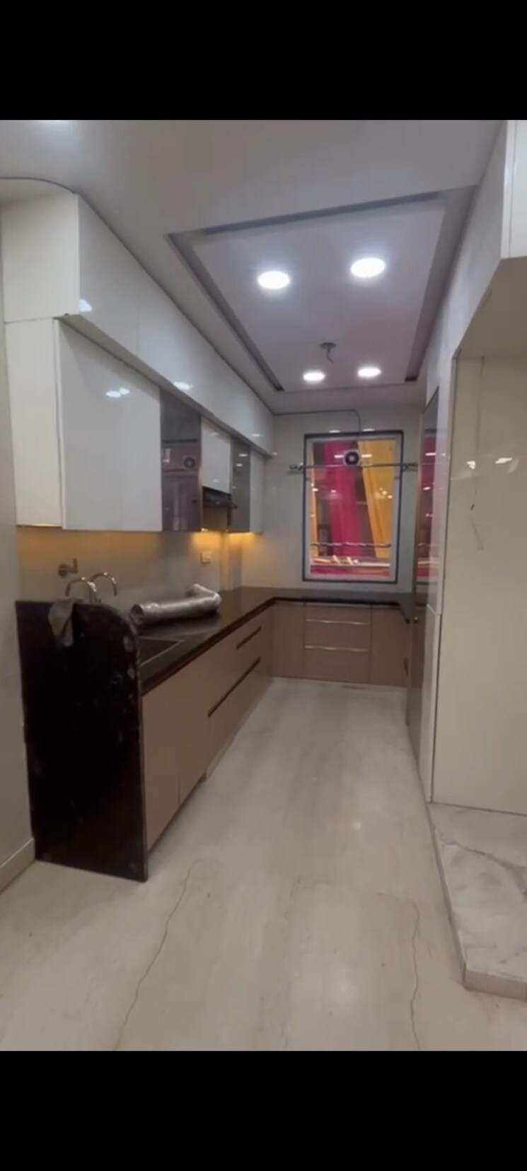 Kitchen, burari 3 Bedroom 950 Sq.Ft. Builder Floor In Burari Delhi 8865136