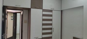 2 BHK Apartment For Rent in Shreedham Splendour, Andheri West